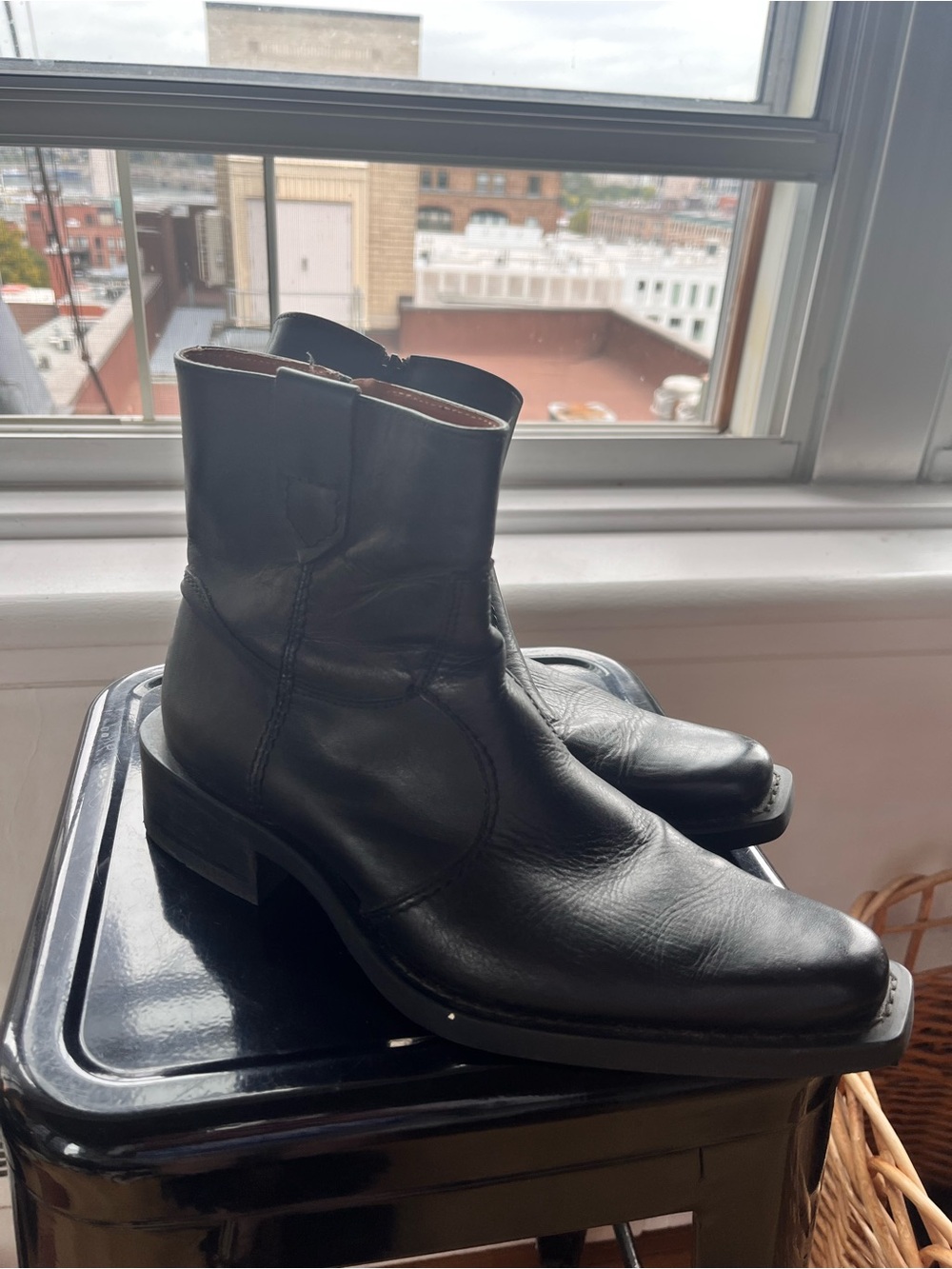 Men's Black Leather Western Ankle Boots